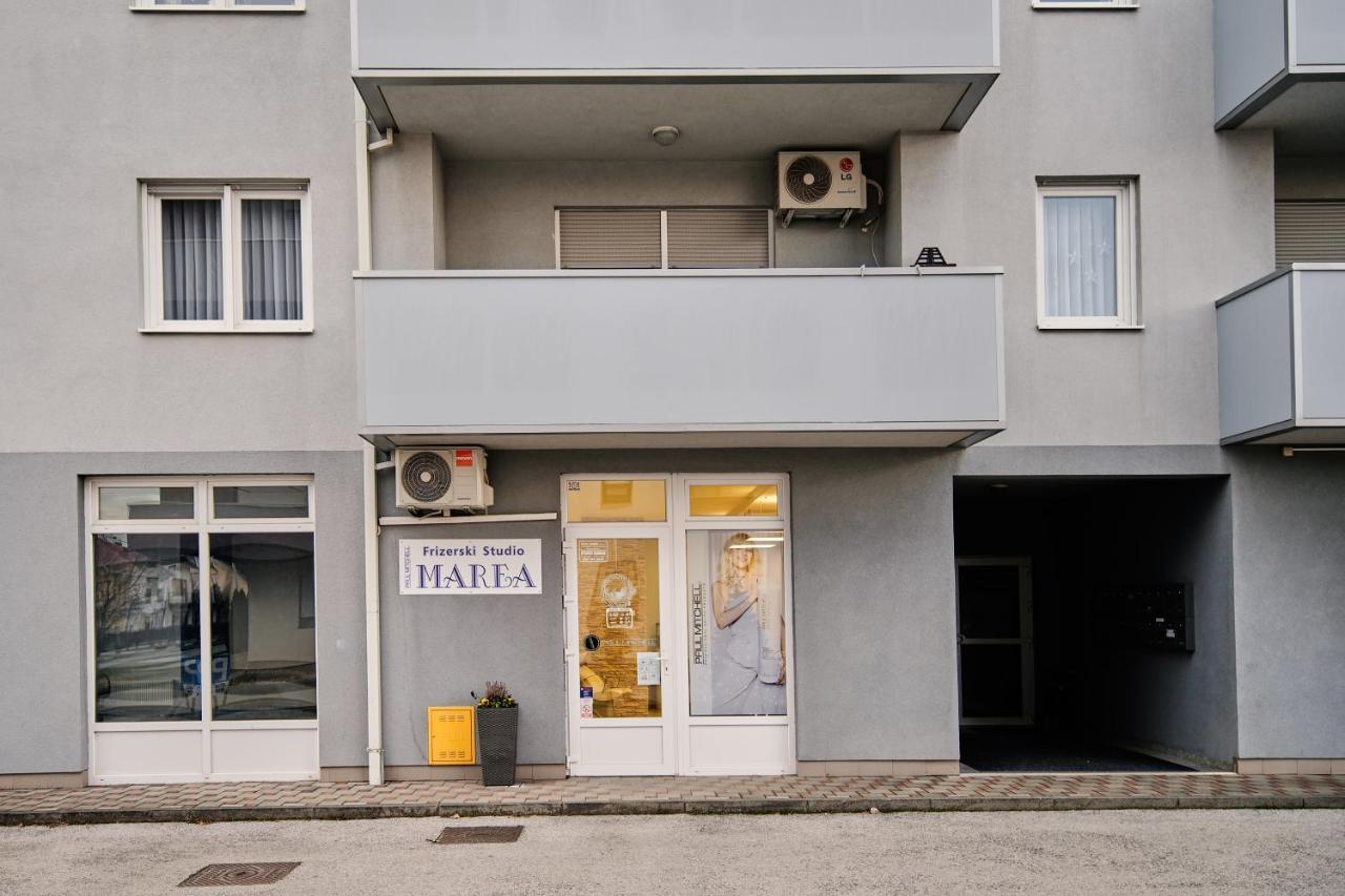 Lovely Apartment Mira Near Airport Zagreb Велика Гориця Екстер'єр фото